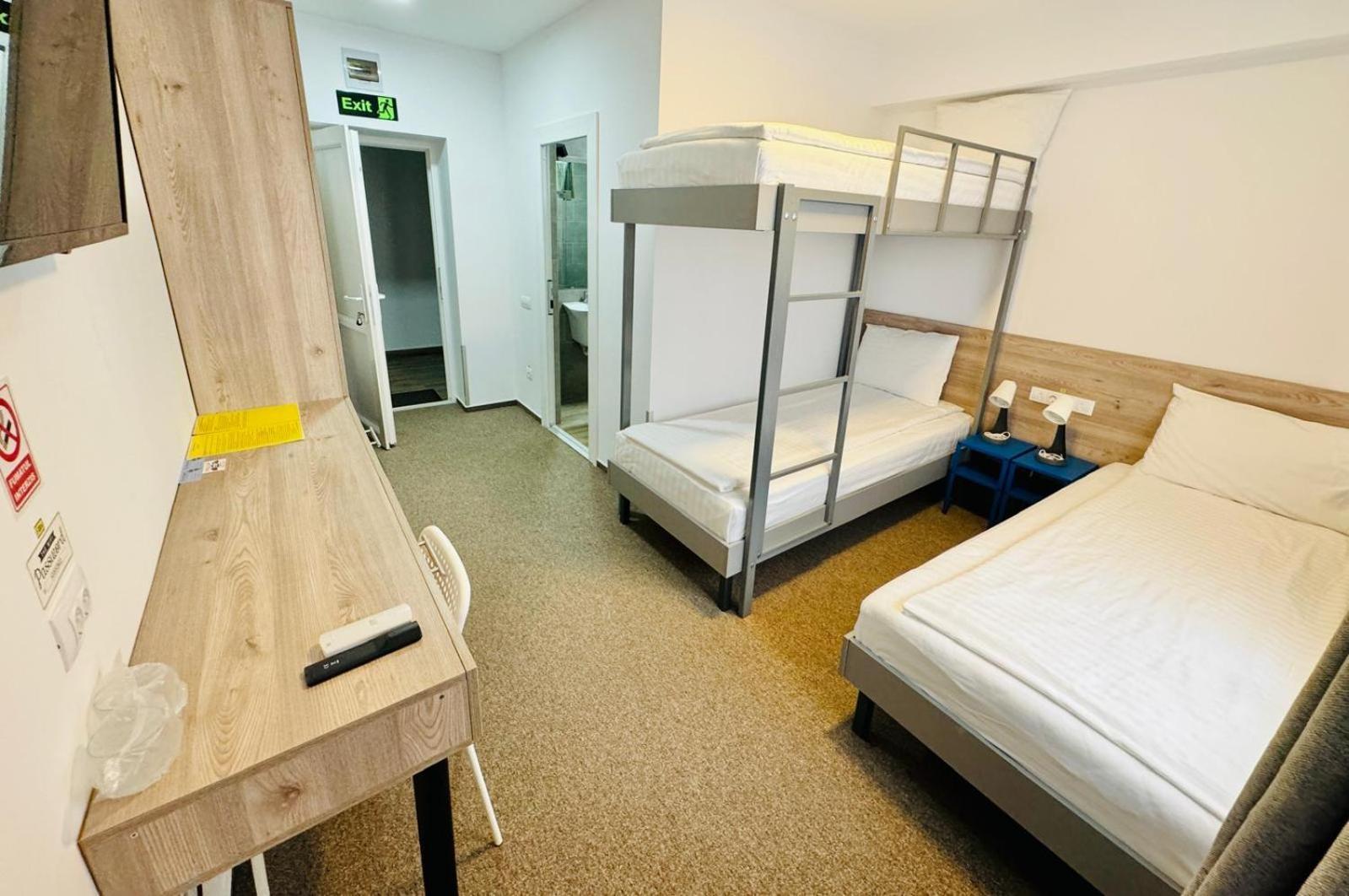 Stef Rooms Tirgu Frumos Kültér fotó